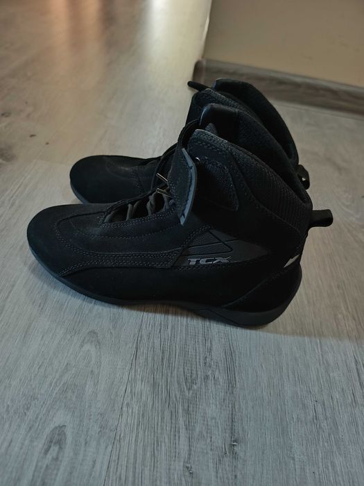 Дамски мото боти