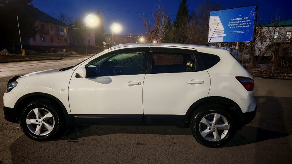 Срочно продам машину