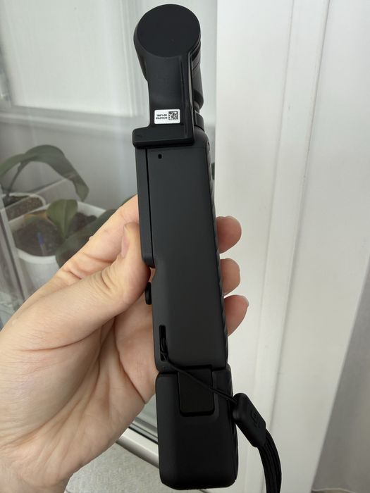 DJI Osmo Pocket 4