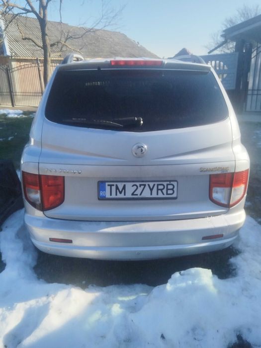 Vând ssangyong kyron