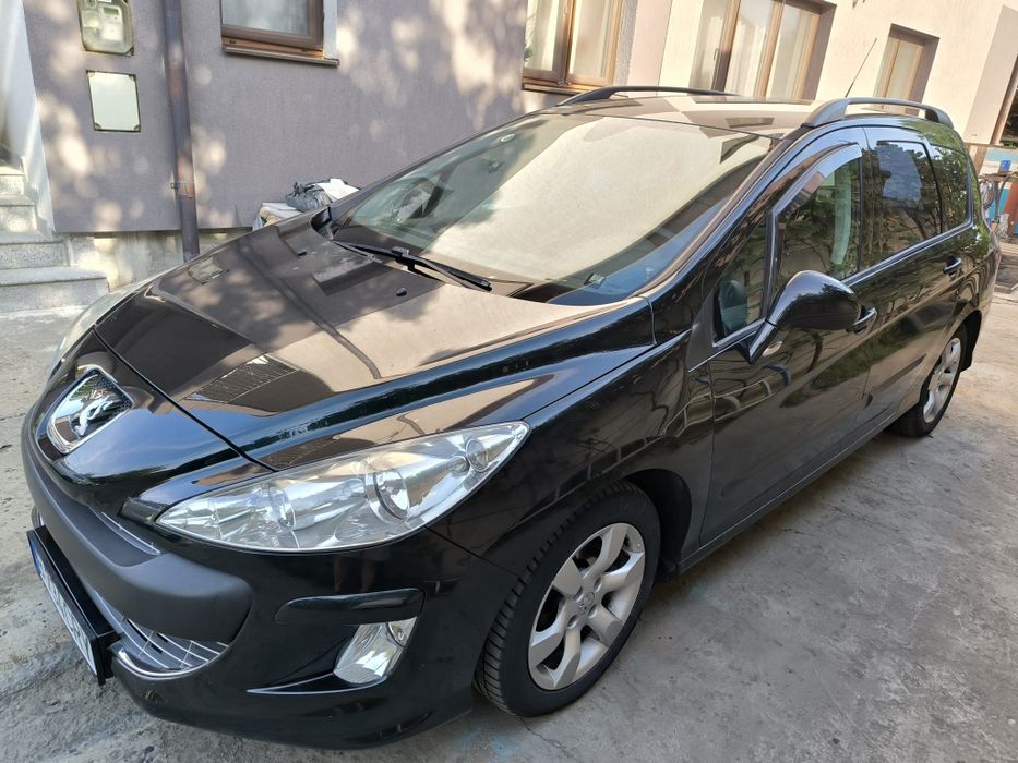 Vand Peugeot 308 SW 1.6 HDI 112 cp din 2011 euro 5 Perfecta stare