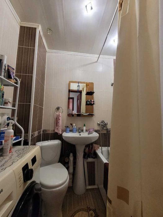 Продам 1 комнатную квартиру в 20-ом микро-районе