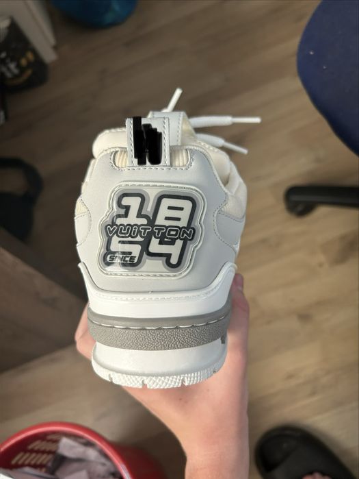 Lv skate gri marimea 42