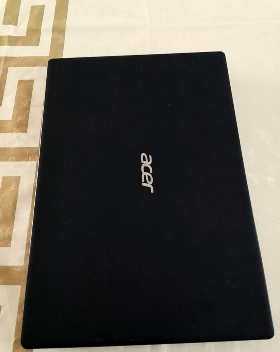 Лаптоп Acer Extensa 15 (8GB RAM / Intel / Черен)