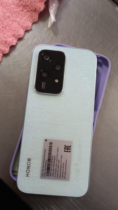 Телефон новый минусов нет.