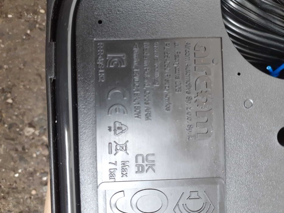 Compresor auto umflat roti + spuma,kit pana pt.gama MERCEDES    180 W