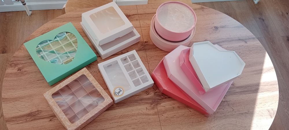 Коробки для кондитера