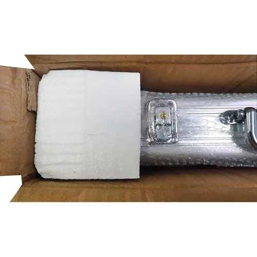 Покер комплект Texas Holdem в алуминиев куфар, 500 чипа и аксесоари