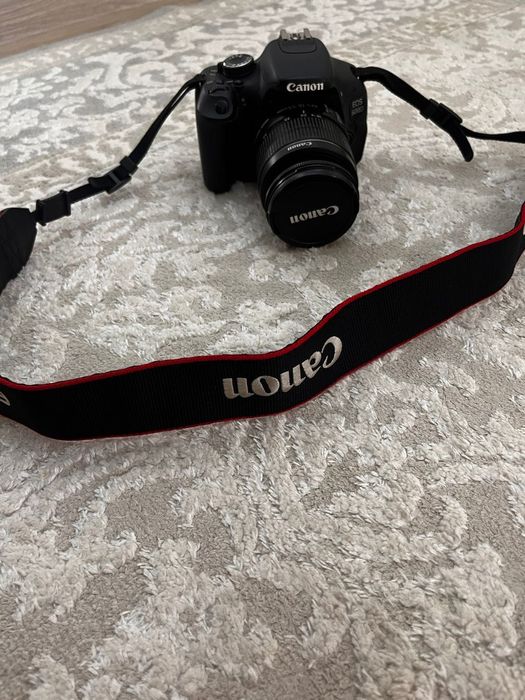 Продам зеркальный фотоаппарат