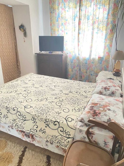 Дава се под наем Двустаен апартамент в София, Кремиковци - 50 кв.м за 375 € - Снимка #1