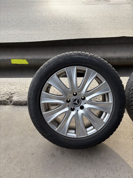 Джанти с гуми и сензори Mercedes Benz