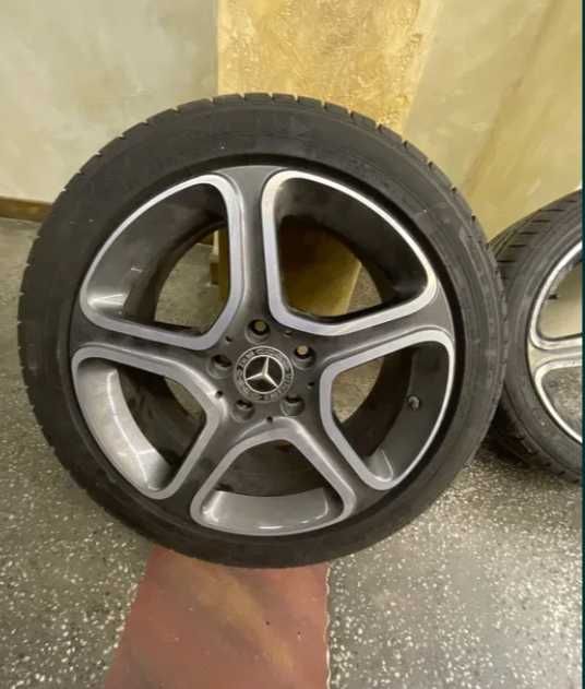 Гуми с джанти Mercedes
