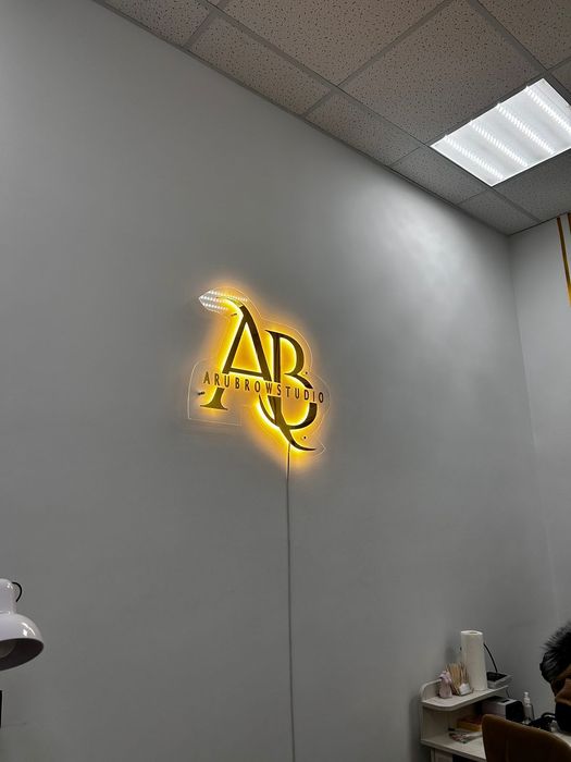 Неоновая подсветка