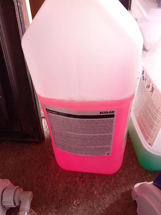 Dozator Ecolab Penguin Pro H/F, Penguin 4U 2L + 2H