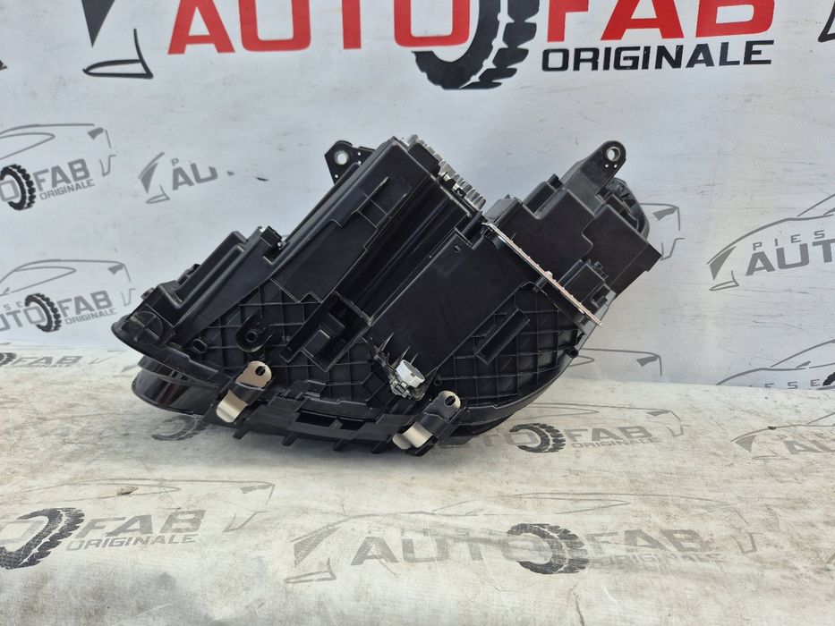 Far dreapta Bmw X1 U11 Full LED 5A9A228 an 2022-2023-2024-2025-2026