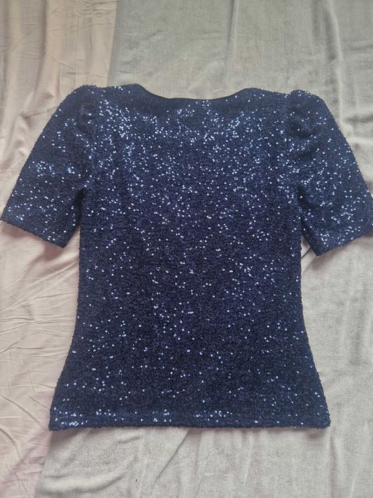 Блузки на Дика Dika