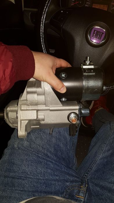 Electromotor nou Komatsu PW 130 140 150 160 180 95