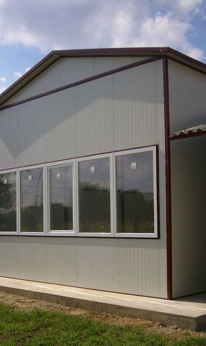 Casa Modulara, Garaje Auto, Containere din panou sandwich termoizolant