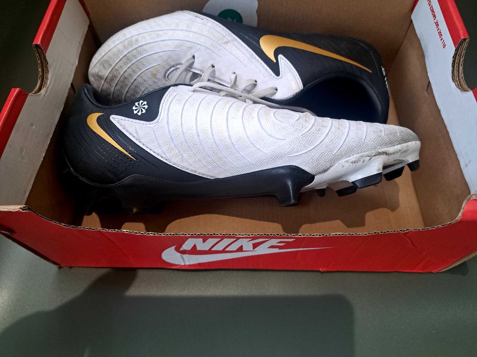 Бутонки Nike Пловдив