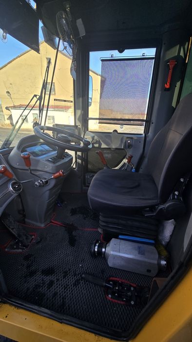 Маленький погрузчик продам 1 куб