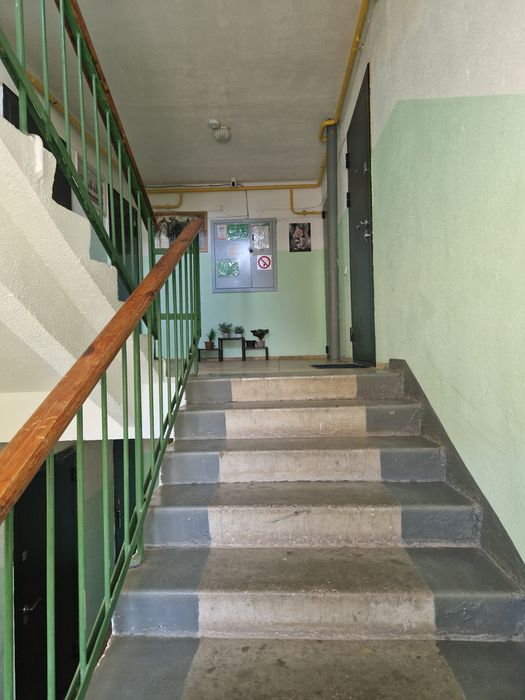 Продам 1 кв 44 квм рн Авиагородок