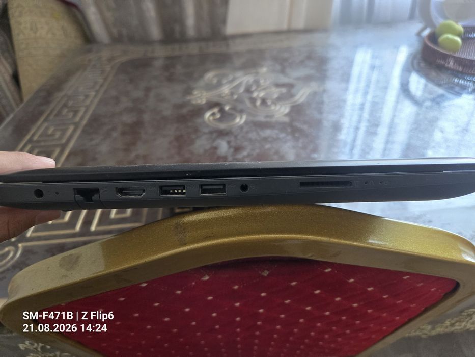 Lenovo IdeaPad 330-15AST — 15.6"
​Про.