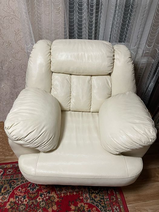 Комплект мебели: диван, софа и кресло