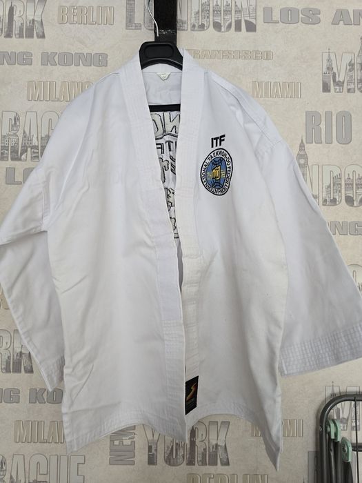 Продам кимоно (добок) для тхэквондо, ITF