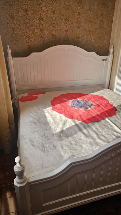 Продам кровать двухспальную