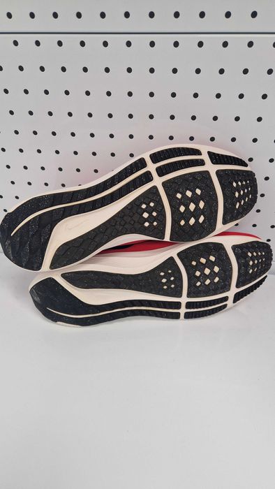 Оригинални мъжки маратонки- Nike Air Zoom Pegasus 39