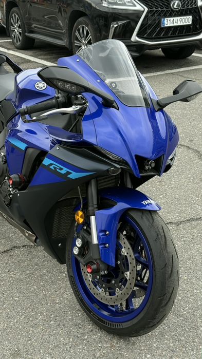 Yamaha YZF-R1 2024 — практически новый мотоцикл

Продаётся Yamaha Y