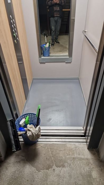 Firmă ofer servici de curațenie