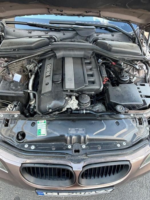 BMW 5 Series 2004 — imagine 5