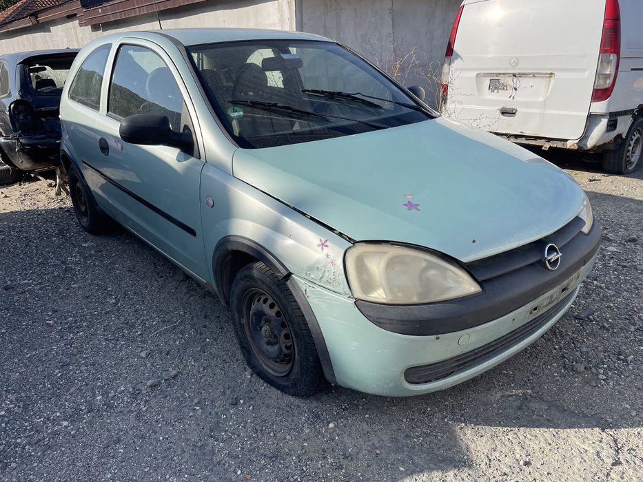 Опел Корса Ц 1.0i 12v 58кс 2003г На Части