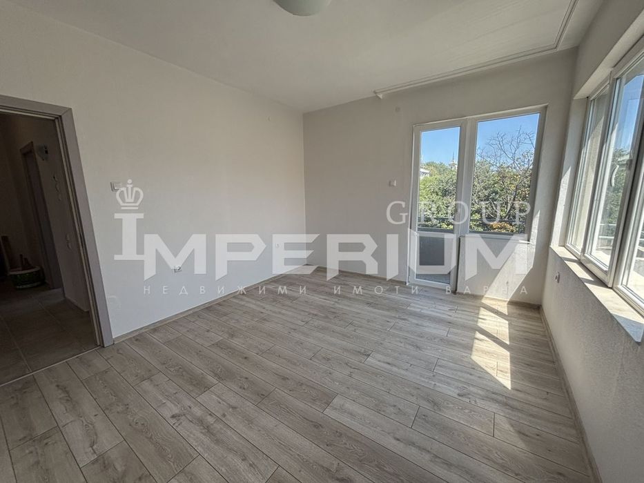 Дава се под наем Офис в Варна, Спортна зала - 100 кв.м за 765 € - Снимка #7