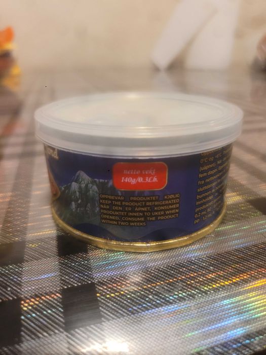 Norwegian Fjord  icre de  caivar de somon (icre roșii]