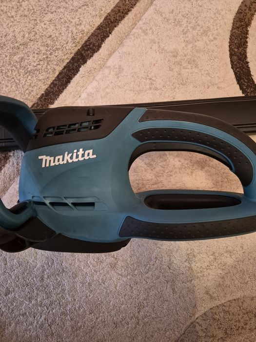 Храсторез Makita UH6580