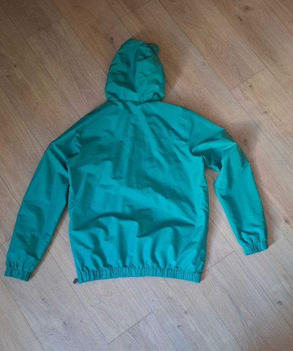 Оригинална ветровка на Ellesse