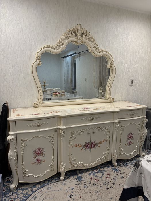 Продается горка для гостиной