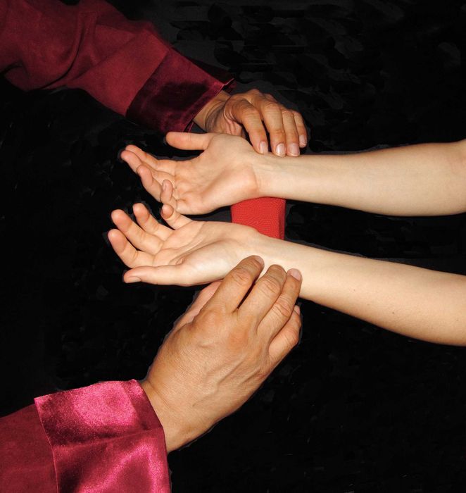 Пульсовая диагностика. Томирдан ташҳис.