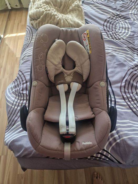 Maxi cosi детско столче + основа,пълен комплект,isofix