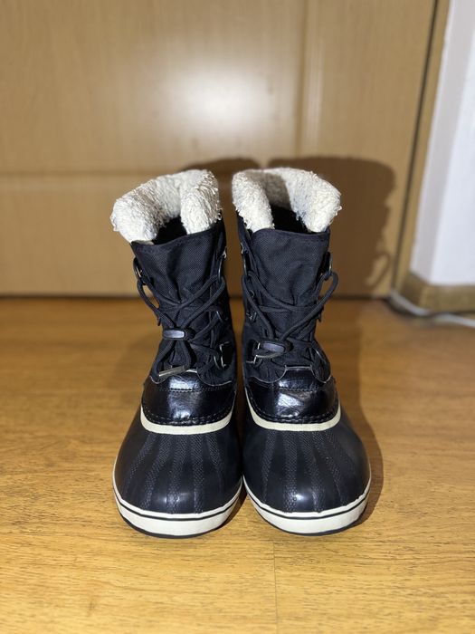 Cizme Sorel iarnă impermeabile, mărimea 36, stare foarte bună