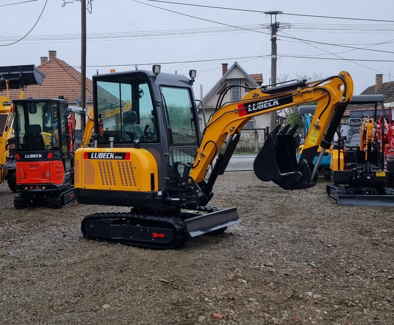 Miniexcavator lubeck ex 261 2600kg nou oradea olx ro