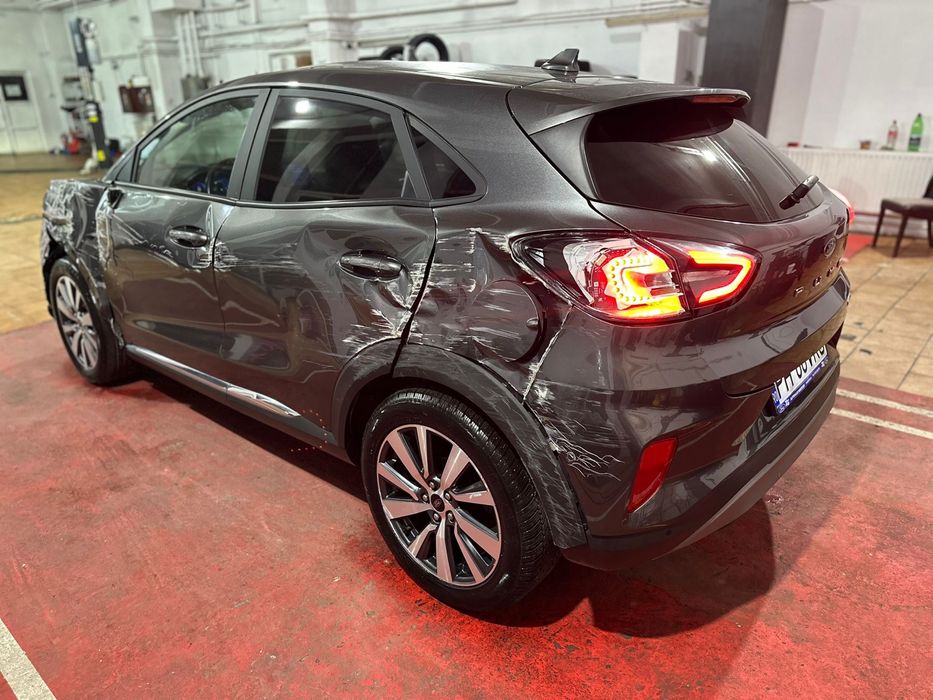 Ford Puma 1.0ecoboost 2022 mild hybrid(benzina+electric)euro6. Avariat