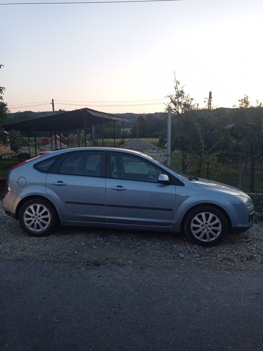 Ford focus ll...