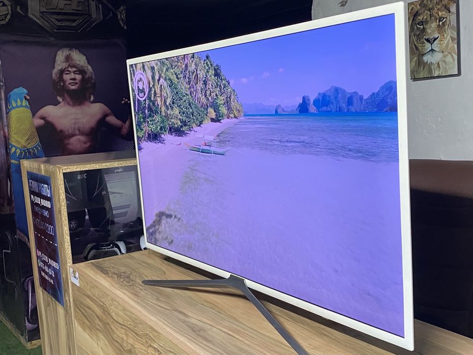 Телевизор Samsung 5series