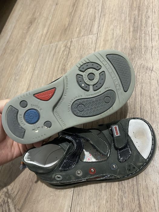 Обувь для мальчика разного возраста