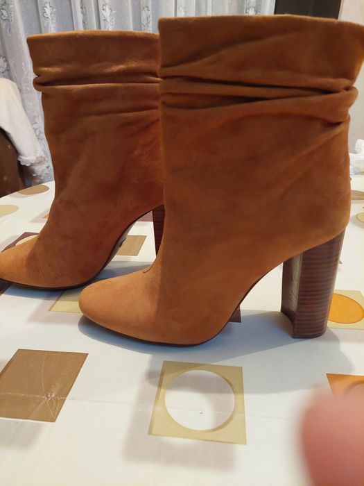 Дамски елегантни боти