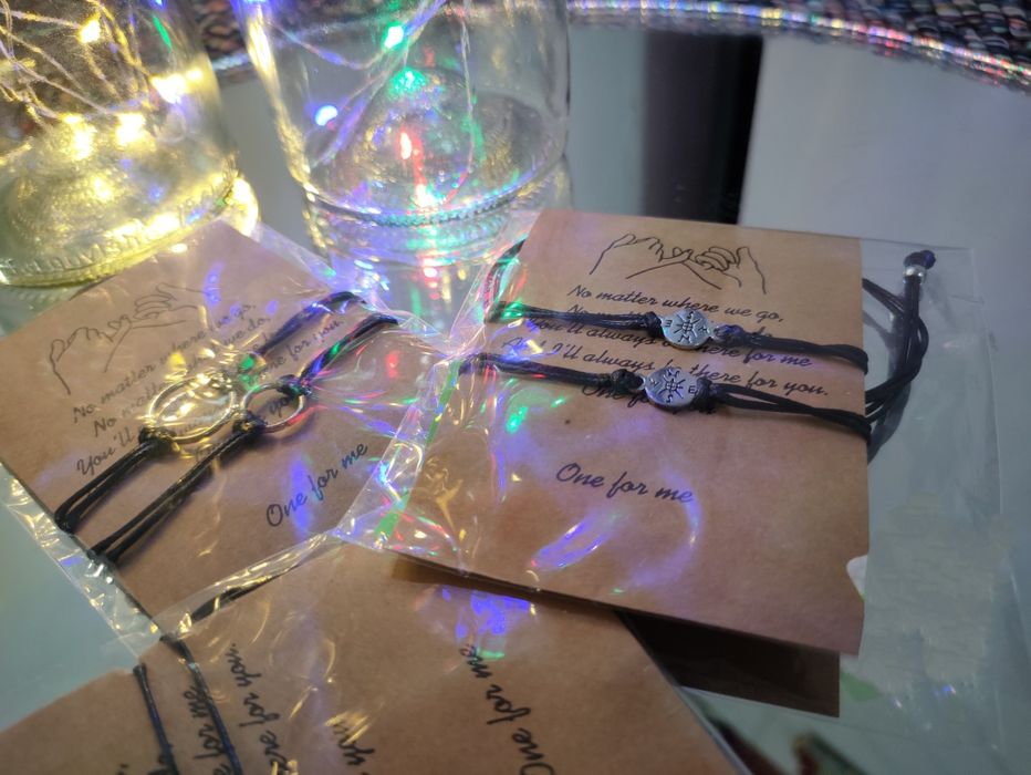 Гривни, нови, за влюбени двойки