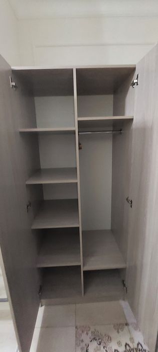 Шкаф 2 метра, отдам в добрые руки